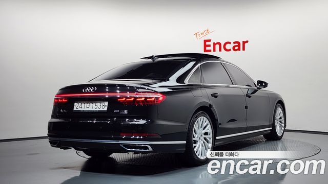 Audi A8 55 TFSI Quattro LWB — пробег 94 718 км — фото 2 из 5