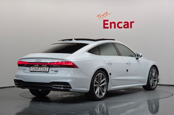 Audi A7 55 TFSI Quattro Premium — пробег 64 306 км — фото 2 из 5