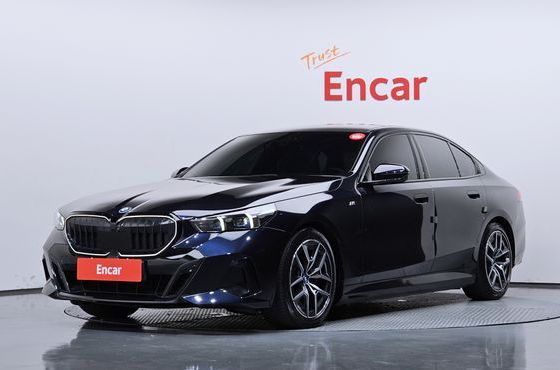 BMW i5 eDrive 40 M Sport — пробег 78 110 км — фото 1 из 5