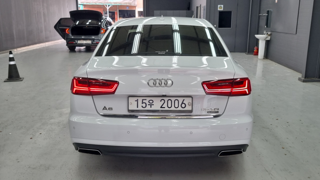 Audi A6 50 TDI Quattro Premium Tech & Design C7 — пробег 109 000 км — фото 4 из 5