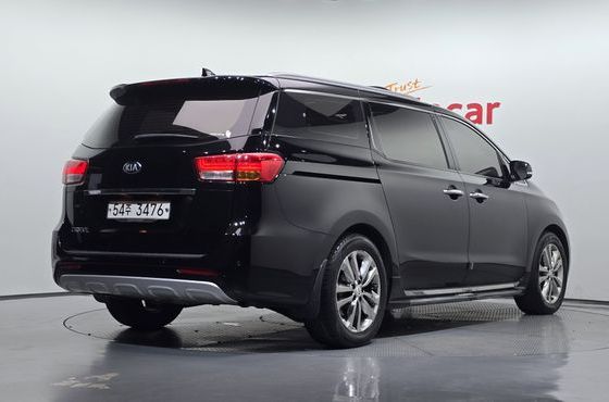 Kia Carnival 9-seater Prestige — пробег 133 541 км — фото 2 из 5