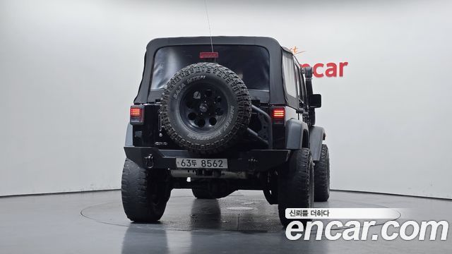 Jeep Wrangler 2.8 Diesel Rubicon 4Door — пробег 144 273 км — фото 4 из 5