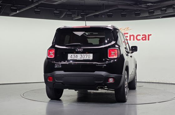 Jeep Renegade 2.0 Diesel Limited AWD — пробег 50 039 км — фото 4 из 5