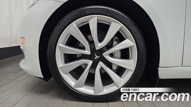Tesla Model 3 Long Range AWD — пробег 163 088 км — фото 5 из 5