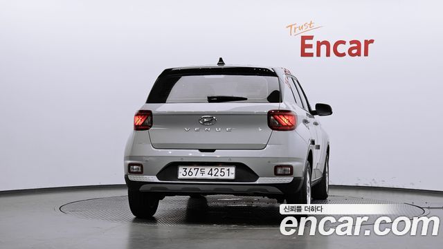 Hyundai Venue из Кореи Encar