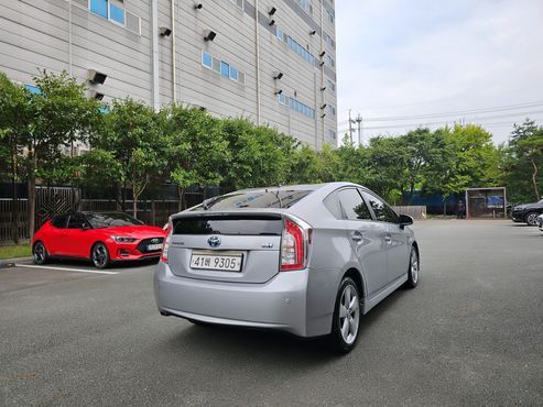 Toyota Prius 1.8 M — пробег 94 000 км — фото 5 из 5