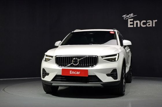 Volvo XC40 B4 Ultra Bright — пробег 281 км — фото 3 из 5