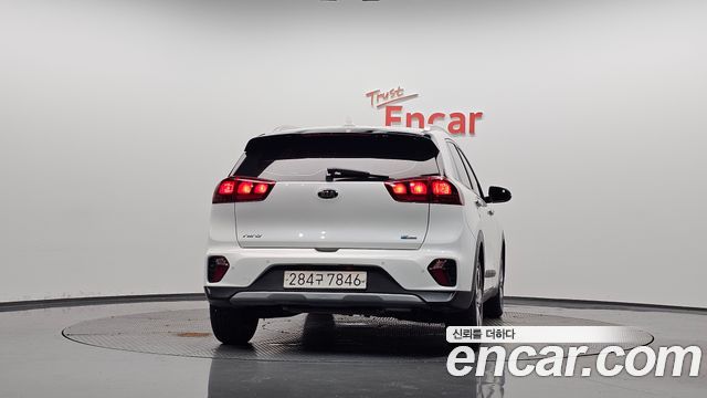 Kia Niro из Кореи Encar