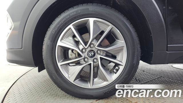 Hyundai Tucson из Кореи Encar
