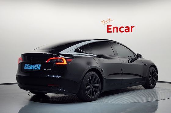 Tesla Model 3 Long Range AWD — пробег 87 829 км — фото 2 из 5