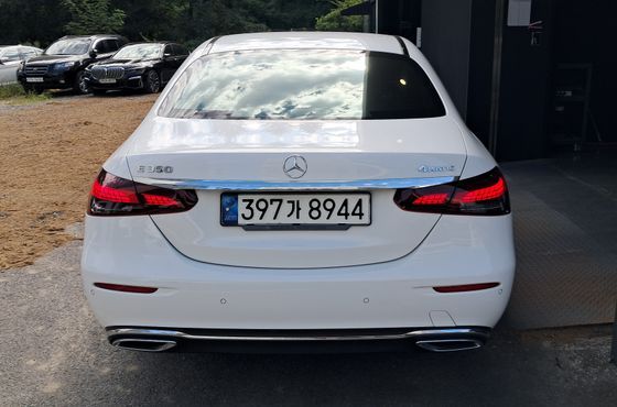 Mercedes-Benz E-Class E350 4MATIC Avantgarde — пробег 86 882 км — фото 2 из 5