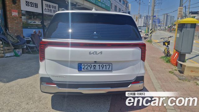 Kia Carnival Diesel 9-Seater Signature — пробег 46 112 км — фото 4 из 5