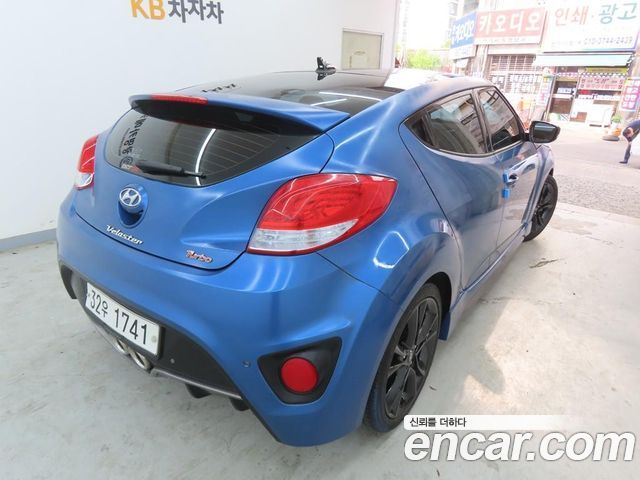 Hyundai Veloster 1.6 Turbo D Spec — пробег 49 016 км — фото 2 из 5