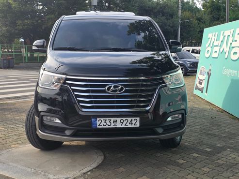 Hyundai Starex 4WD Urban 9-Seater Exclusive — пробег 143 298 км — фото 3 из 5