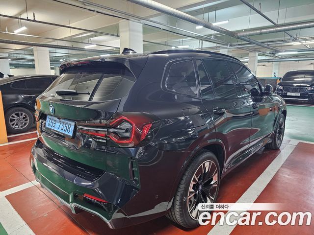 BMW iX3 M Sports — пробег 33 533 км — фото 2 из 4