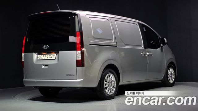 Hyundai Staria из Кореи Encar