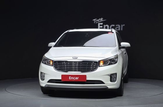 Kia Carnival 11-seater Luxury — пробег 176 431 км — фото 3 из 5