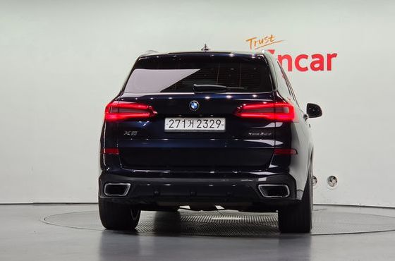 BMW X5 xDrive 30d M Sport — пробег 96 473 км — фото 4 из 5