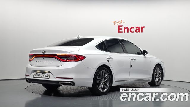 Hyundai Grandeur из Кореи Encar