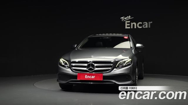 Mercedes-Benz E-Class из Кореи Encar
