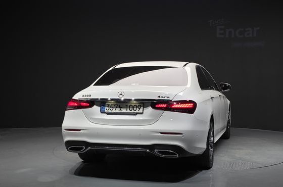 Mercedes-Benz E-Class E220d 4MATIC AMG Line — пробег 83 042 км — фото 4 из 5