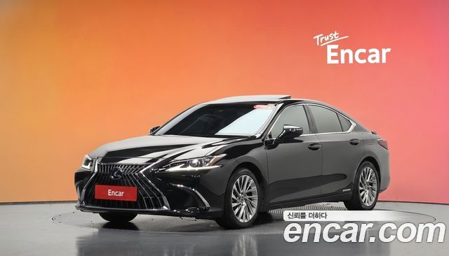 Lexus ES Luxury Plus — пробег 111 966 км — фото 1 из 5