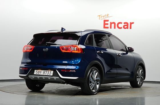 Kia Niro Noblesse — пробег 129 107 км — фото 2 из 5