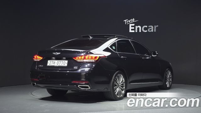 Hyundai Genesis из Кореи Encar