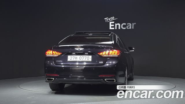 Hyundai Genesis из Кореи Encar