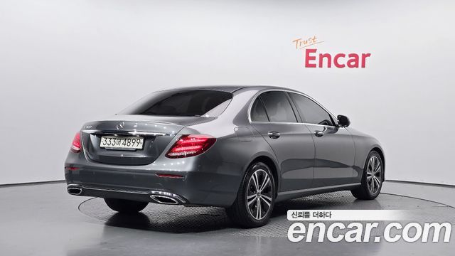 Mercedes-Benz E-Class из Кореи Encar