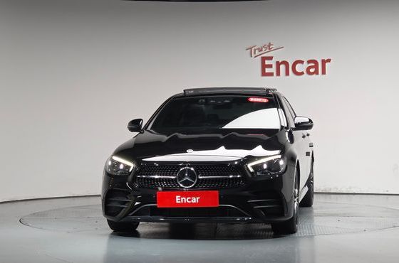 Mercedes-Benz E-Class E350 4MATIC AMG Line — пробег 60 285 км — фото 3 из 5
