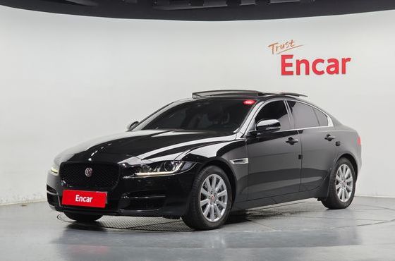 Jaguar XE 20d Prestige — пробег 89 868 км — фото 1 из 5