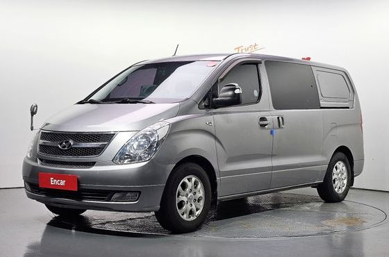 Hyundai Starex 5-Seater VAN CVX Luxury — пробег 186 646 км — фото 1 из 5