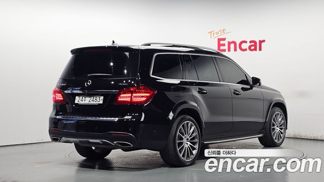 Mercedes-Benz GLS-Class GLS500 4MATIC — пробег 142 891 км — фото 2 из 5