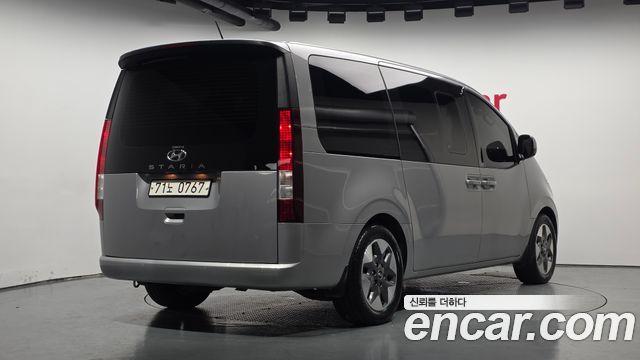 Hyundai Staria из Кореи Encar