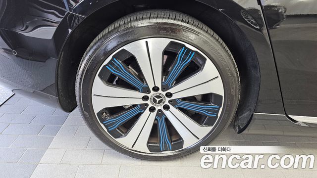Mercedes-Benz EQS из Кореи Encar