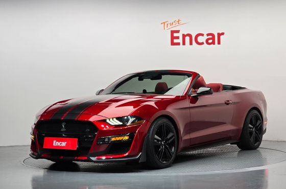 Ford Mustang Convertible — пробег 121 086 км — фото 1 из 5