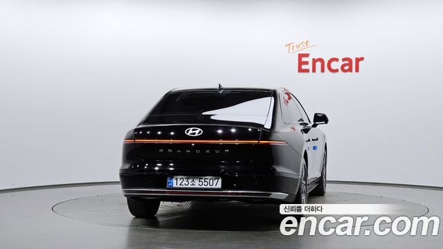 Hyundai Grandeur из Кореи Encar