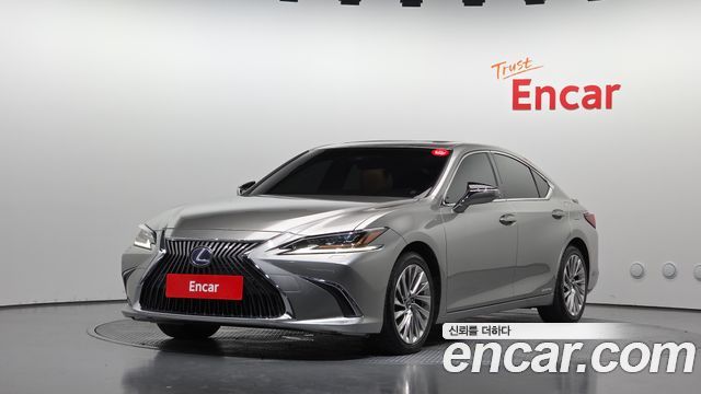 Lexus ES Executive — пробег 58 180 км — фото 1 из 5