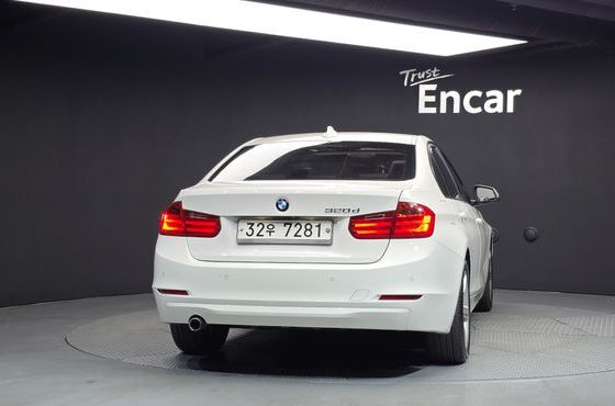 BMW 3-Series 320d — пробег 245 532 км — фото 4 из 5