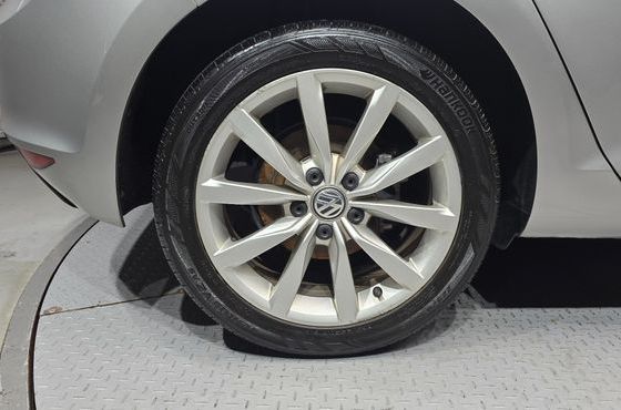 Volkswagen Golf 1.4 TSI — пробег 78 415 км — фото 5 из 5
