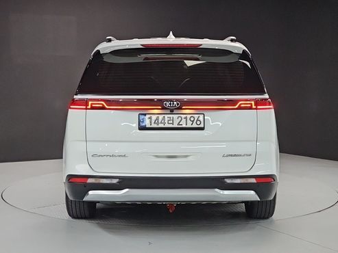 Kia Carnival Diesel 7-Seater Signature — пробег 80 730 км — фото 3 из 5
