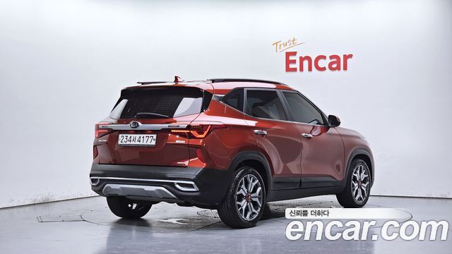 Kia Seltos из Кореи Encar