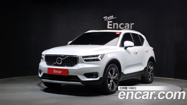 Volvo XC40 B4 Inscription — пробег 66 422 км — фото 1 из 5
