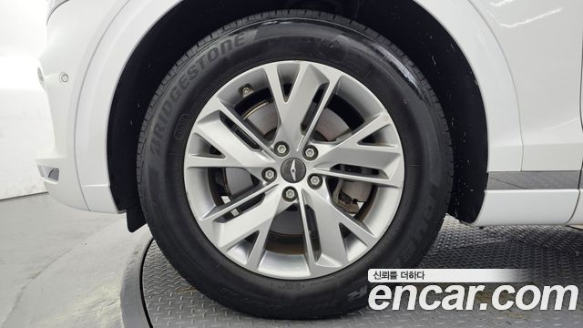Genesis GV70 из Кореи Encar