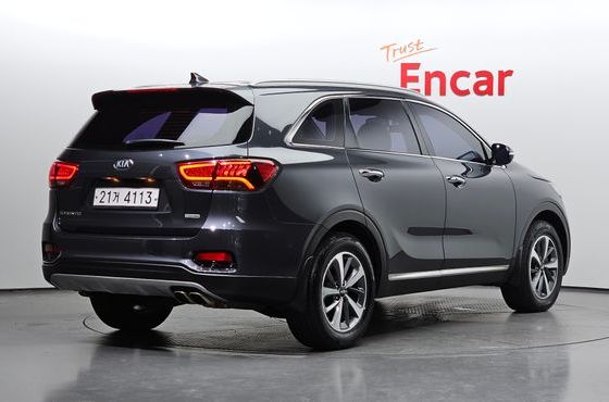 Kia Sorento Diesel 2.0 2WD Prestige — пробег 102 857 км — фото 2 из 5