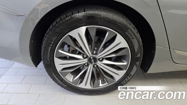 Kia K8 из Кореи Encar