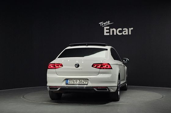 Volkswagen Passat 2.0 TDI Prestige — пробег 65 399 км — фото 4 из 5