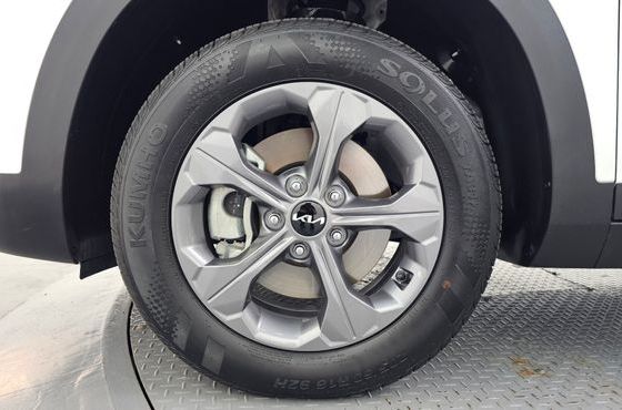 Kia Seltos Gasoline 1.6 Turbo 2WD Trendy — пробег 5 482 км — фото 5 из 5