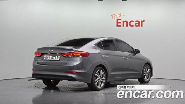 Hyundai AVANTE из Кореи Encar